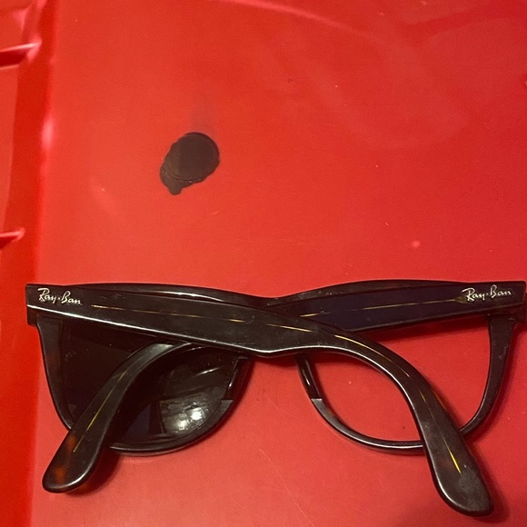 Ray-Ban RB 2140 Sunglasses - Picture 2 of 2
